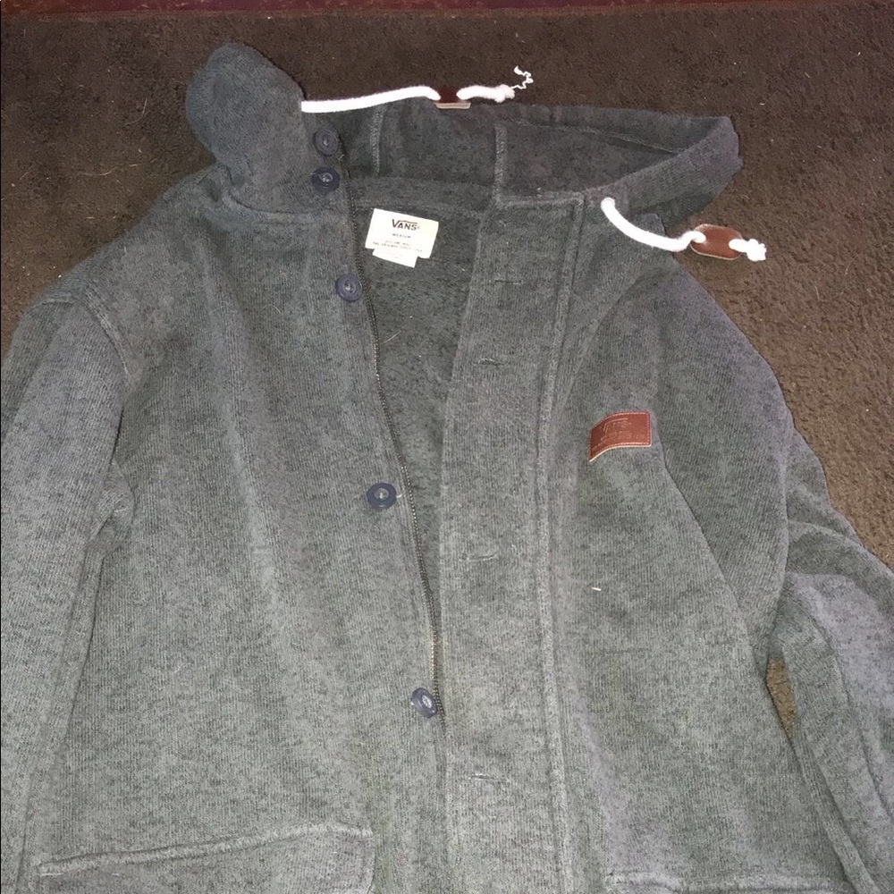 medium - Picture 2 of 5